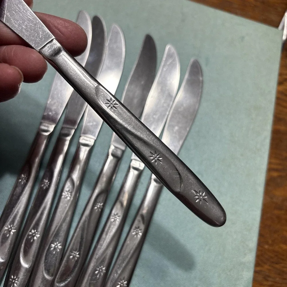 7 Vintage AMERICANA‎ STAR Stainless Table Knives